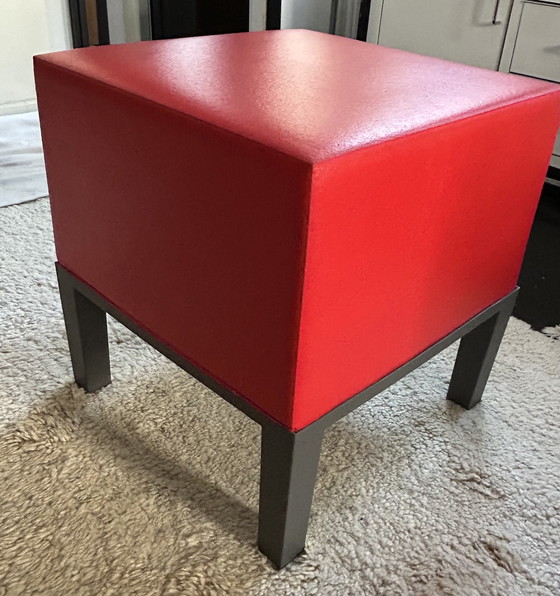 Image 1 of Quinze en Milan Primary Pouf rood