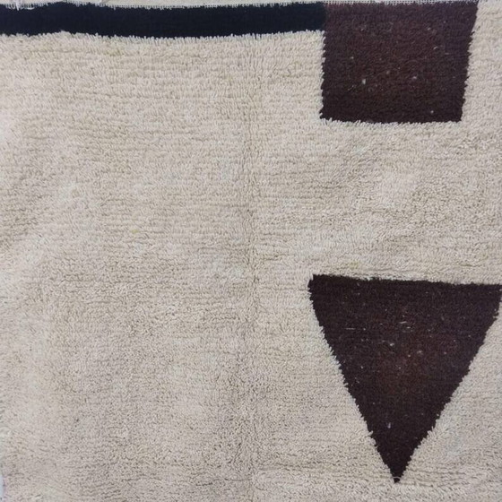 Berber Moroccan rug 240cm x 150cm – Rugs & carpets, Wool, Modern (photo 3 of 10)