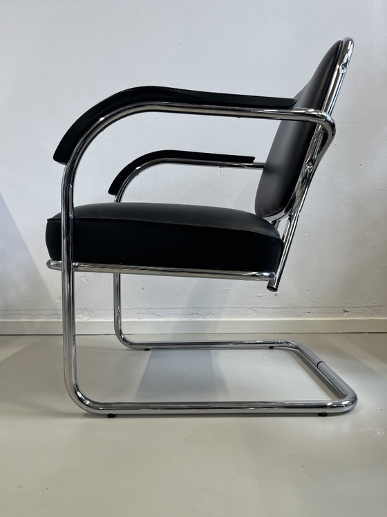 Image 1 of Sillón de cuero