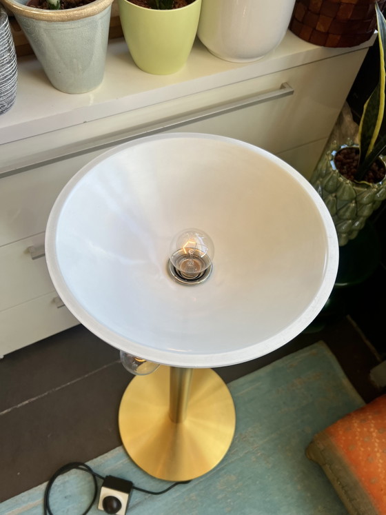 Iconic vintage designer floor lamp: Staff Leuchten “Tulipan” in brushed brass (1970s) – Dimmable & (photo 3 of 12)