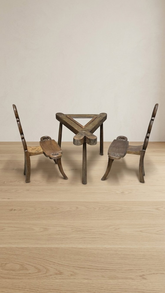 Vintage Sculptural Wooden Table and Two Chairs, Hand-Carved Loop Backrests, 75 × 70 × 56 cm – Consoles (photo 3 of 16)