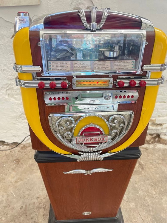 Radio CD Vintage Stile Jukebox di Polyconcept, 1997 – Oggetti decorativi, Cromo, Retro (photo 2 of 15)