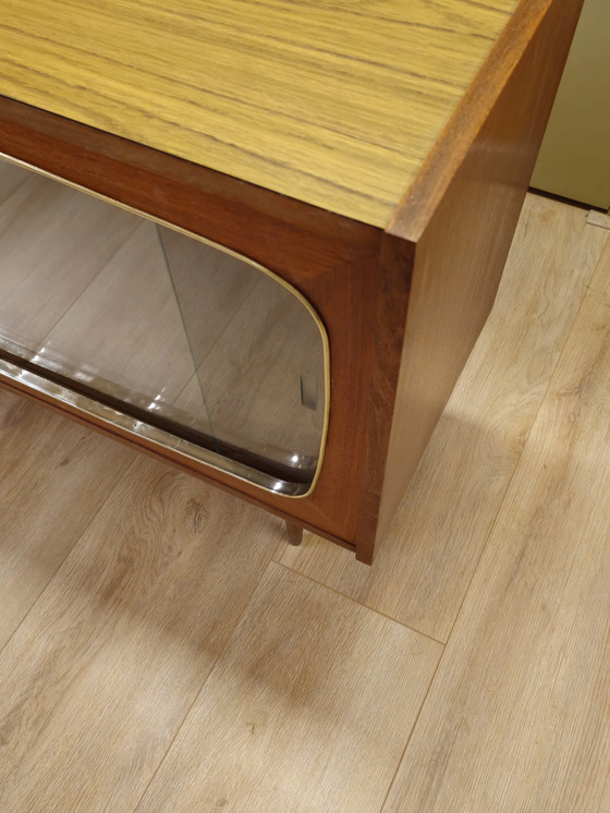 Image 1 of Vintage Display Cabinet Showcase Cabinet Small Cabinet Teak Veneer