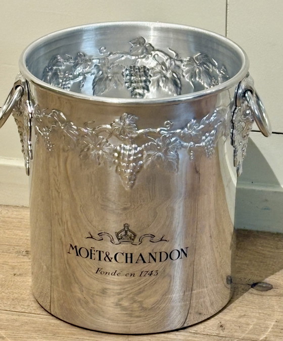 Originale secchiello per champagne vintage Moët & Chandon – Marcato Argit (Francia) – Accessori da tavola (photo 4 of 10)
