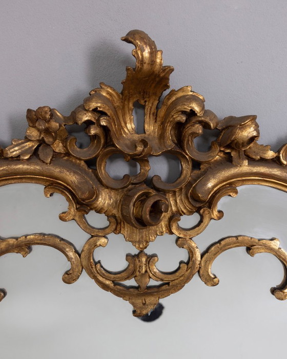 Image 1 of LARGE EARLY 20TH CENTURY BAROQUE STYLE GILDED WOOD WALL MIRROR