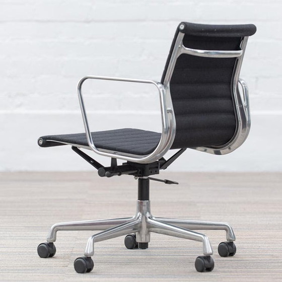 Image 1 of Silla de oficina Vitra Ea117