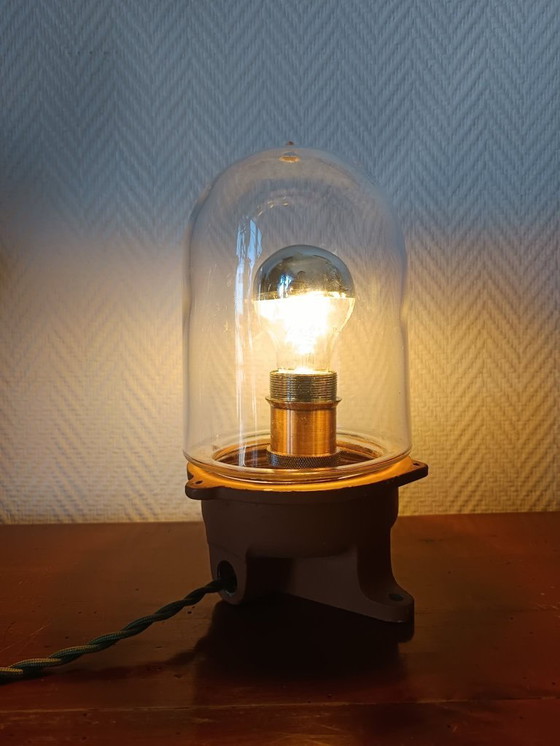 Image 1 of Vintage globe lamp