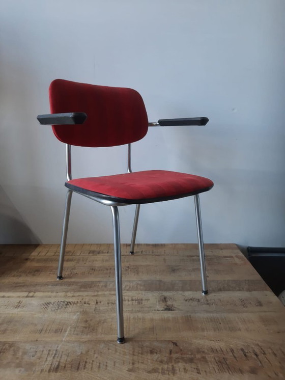 Image 1 of 1x Gispen 1235 stoel, rood gestoffeerd