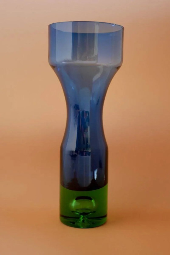 Image 1 of Mid-century modern Scandinavian bright blue and emerald green glass vase from Borgström Åseda, Sweden