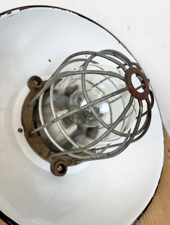 Image 1 of Industriële kooilamp van zwart emaille en gietijzer, jaren 60