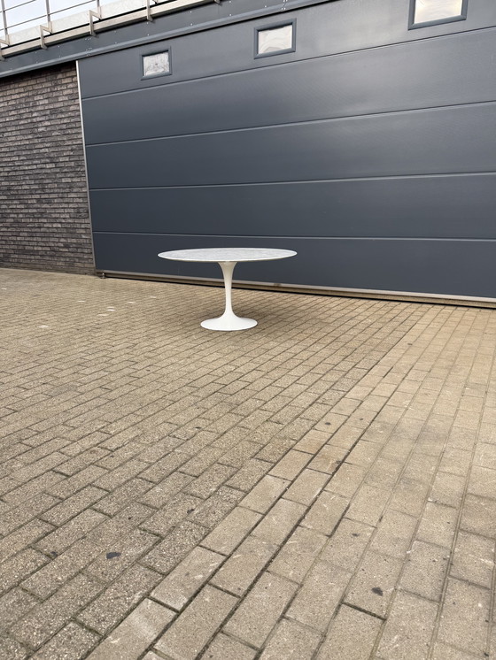 Image 1 of Original Carrara marble round Knoll Tulip dining table (120cm)