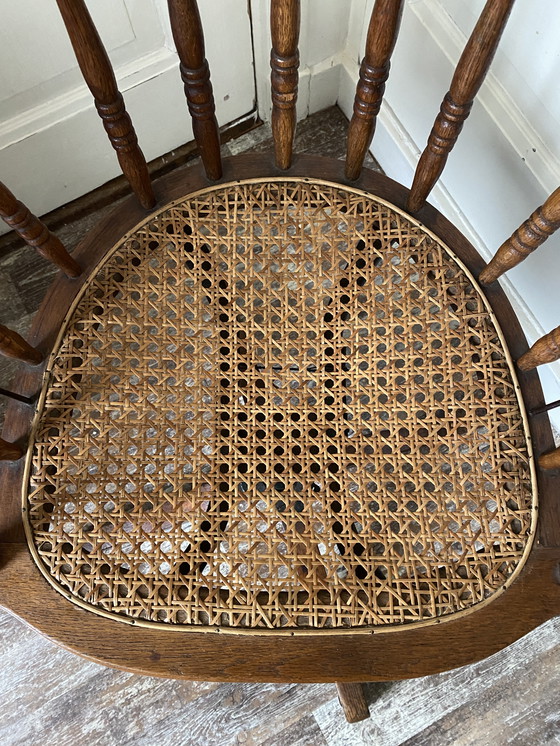 Image 1 of Vintage Draaistoel Met Rotan Zitting