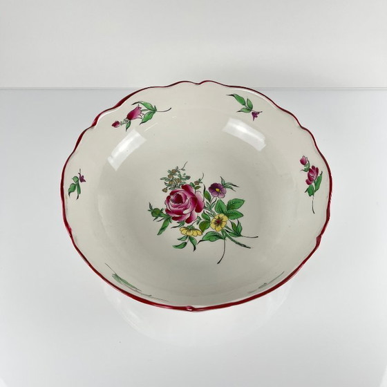 Image 1 of Ensaladera con borde festoneado modelo Réverbère de KG Lunéville