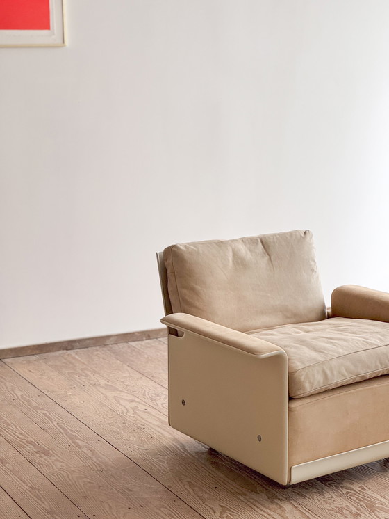 Image 1 of Mid-Century Modern Lounge Chair in Fiber Glass and Suede by Dieter Rams for Vitsoe, Germany, 1960s