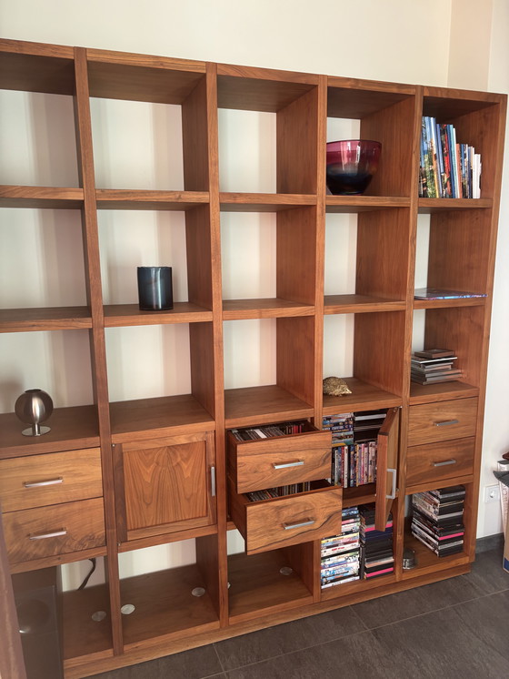 Image 1 of Boeken-, vakken-, wandkast notenhout 