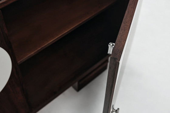 Buffet vintage des années 1950, style moderniste, en noyer, à motif géométrique Op Art. – Vaisseliers, Wood (photo 13 of 14)