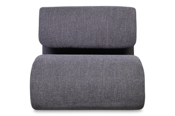 Image 1 of Dan form Dubna fauteuil