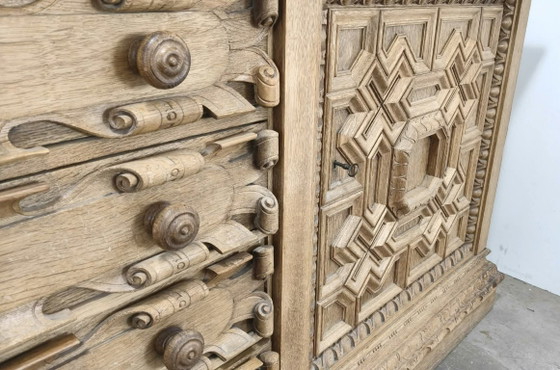 Handgeschnitzte Anrichte – Sideboard, Wood (photo 5 of 5)