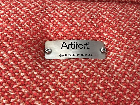Image 1 of Fauteuil pivotant Artifort F585 - neuf (2 mois) - couleur corail