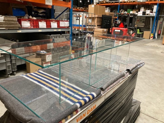 Image 1 of Magnifique table basse en verre (Beek, modèle David)