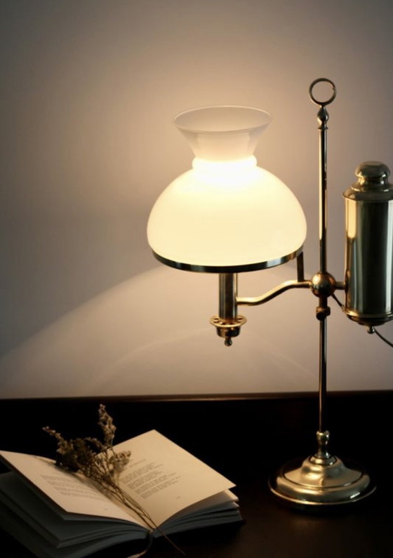 Image 1 of Lampada inglese in ottone e opalino