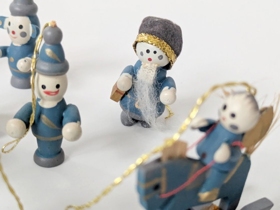 Image 1 of 14 x Vintage Kerstversieringen in Doos | Duitse Volkskunst Houtdecoratie uit de Jaren 80