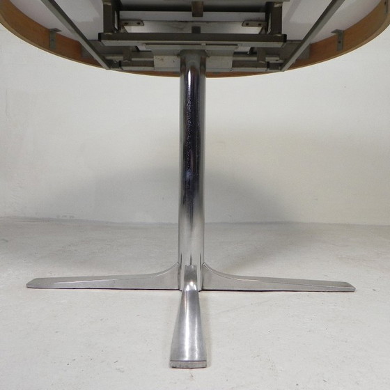 Image 1 of Round vintage dining table diameter 100 cm, extended 135 cm, 1970s