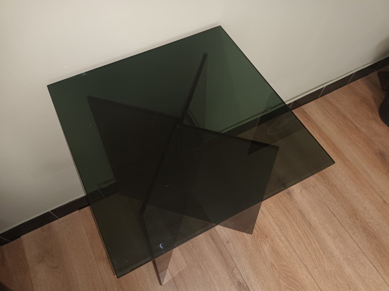 Image 1 of Table d'appoint en verre fumé