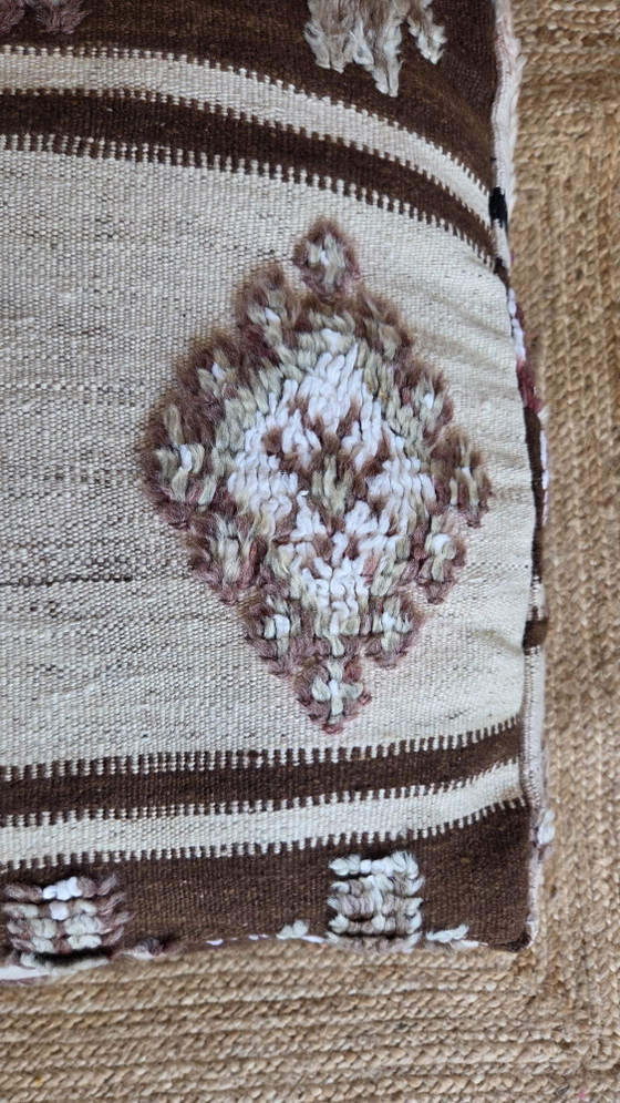 Pouf berbère Kelim – Poufs & repose-pieds, Wool (photo 3 of 5)
