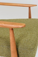 Poltrona vintage design bouclé verde muschio di H.Lis