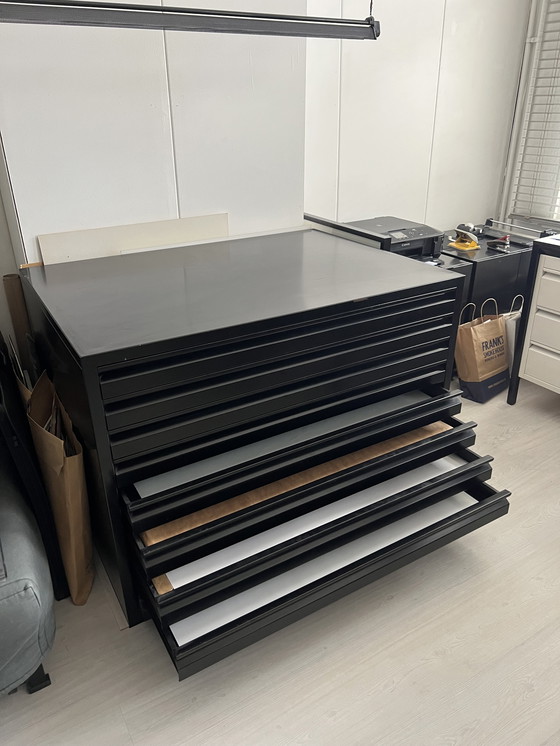 Image 1 of Cassettiera in metallo nero