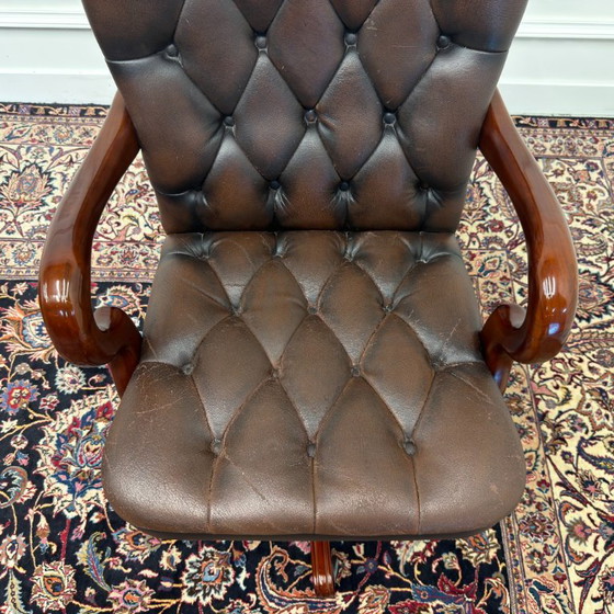 Sedia da ufficio Chesterfield inglese marrone – Sedie da ufficio, Leather, Wood (photo 6 of 7)