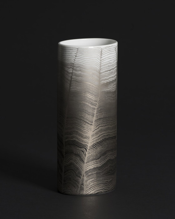 Image 1 of Rare trio de vases en porcelaine "Chiffon" Alain Le Foll × Rosenthal *édition du jubilé*