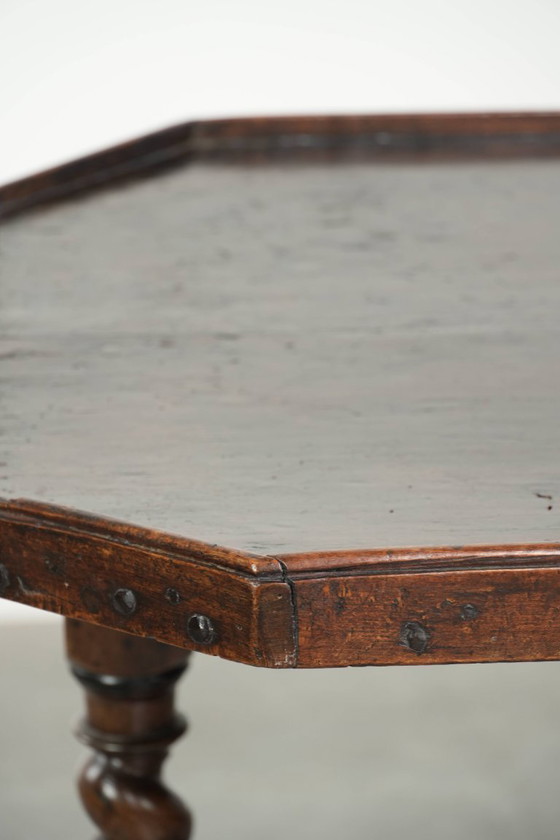 Image 1 of Very special antique English walnut side/center table with beautiful turned legs and an octagonal top from ca. 1680.