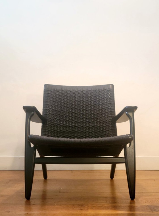 Hans J. Wegner CH25 Lounge Chair Voor Carl Hansen & Søn In Zwart Eiken. – Fauteuils, Wood, Vintage (photo 2 of 11)