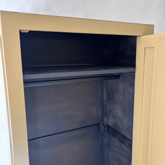 Image 1 of armoire en bois