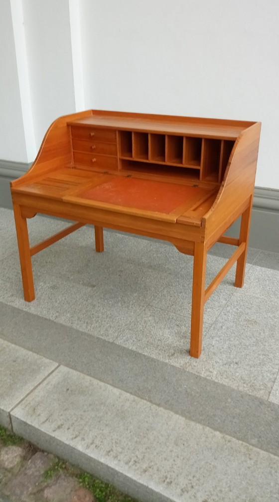 Image 1 of Bureau in Oregon Pine van Andreas Hansen voor Hadsten Träindustri