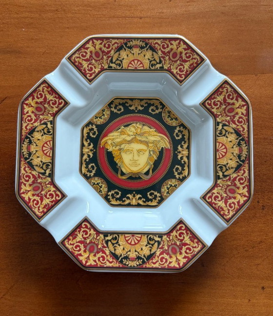 Image 1 of VERSACE Medusa Rouge par Rosenthal