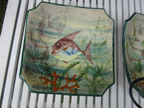 Image 1 of M.G.A. G. Mazzotti Albisola Italia 6 Piatti da Pesce, 1 Vassoio Grande da Portata e 1 Ciotola con Coperchio