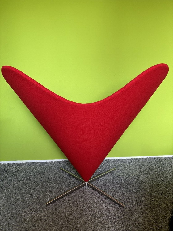Image 1 of Vitra Heart Cone Chair Verner Panton Red