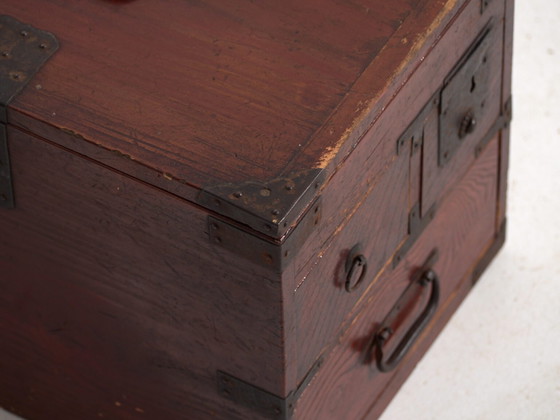 Small antique Japanese kodansu - Meiji / Taishō period (c. ) #35 – Storage cabinet, Metal (photo 20 of 40)