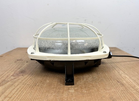 Image 1 of Lampada da parete o da soffitto industriale in bachelite di Elektrosvit, anni '80