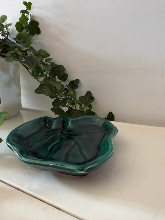 Piccolo piatto vintage a foglia verde smeraldo – Ciotole, Ceramic (photo 4 of 4)