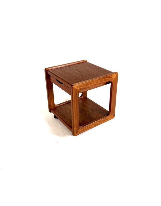 Vintage cube-shaped teak trolley, Salin Nyborg ‘70 – Bar carts, Wood, Plastic (photo 2 of 9)