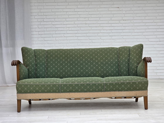 Image 1 of Años 50, sofá danés de 3 plazas, tejido de lana de mobiliario verde/beige, madera de roble.
