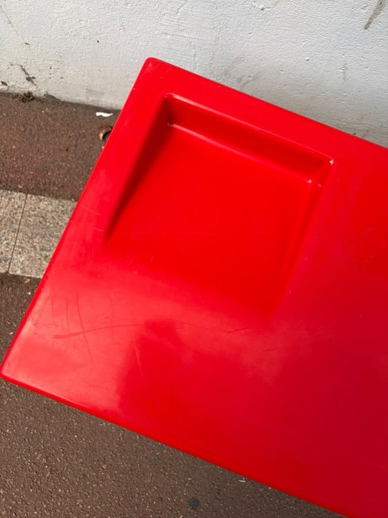 Scrivania per bambini in fibra di vetro Marc Berthier, Tavolini, Plastica, Rosso, Modern (foto 2 di 6)