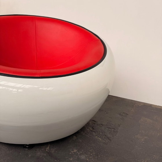 Image 1 of Eyepad ball armchair Space age 60s