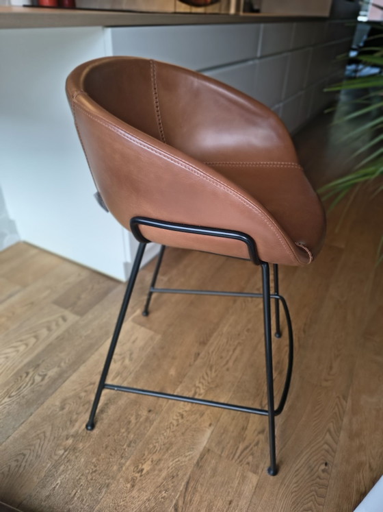 Zuiver Feston Sgabello da Bar Marrone Cognac 65 cm – Sgabelli da bar, Metallo, Skai (photo 8 of 8)