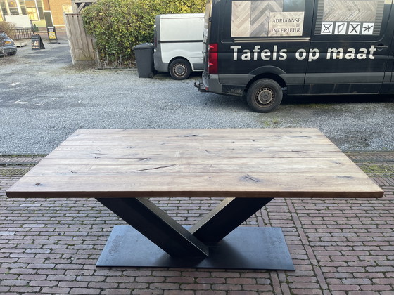 Image 1 of Rustic oak table 200 x 100 cm.