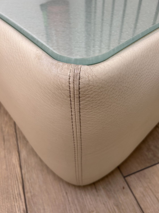 Image 1 of Mesa de centro Leolux modelo Archipel cuero/vidrio